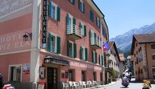 Hotel Piz Ela - Swiss Lodge