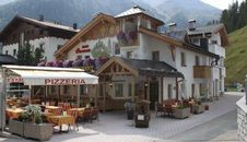 Hotel Camona und Apart Walserhof