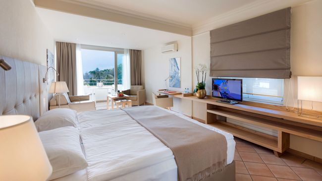 Image 8 - Parkhotel Delta Wellbeing Resort