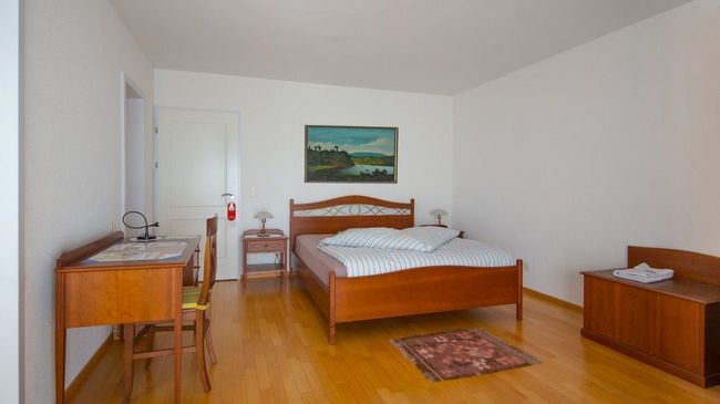 Carousel image 16