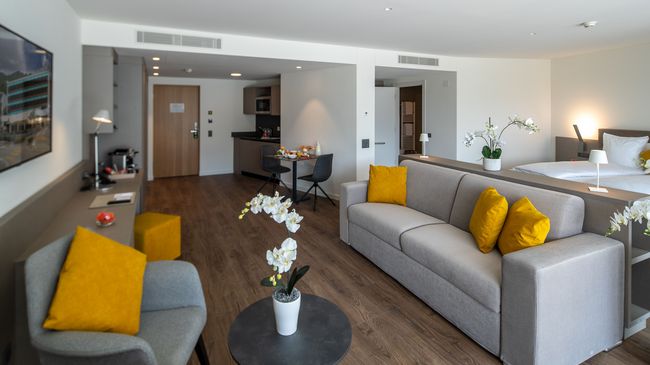 Image 38 - Hotel & Lounge Lago Maggiore
