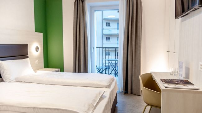 Image 31 - Miralago Locarno Easy Rooms