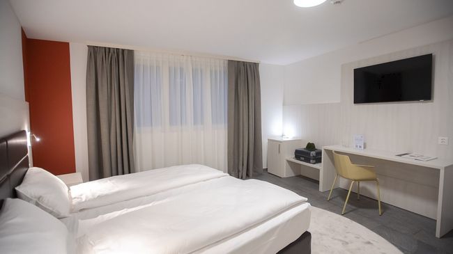 Image 33 - Miralago Locarno Easy Rooms