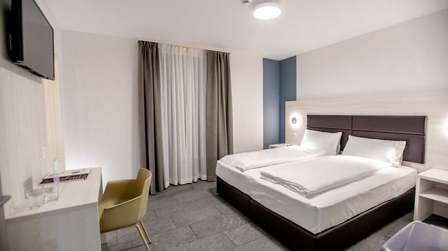 Image 18 - Miralago Locarno Easy Rooms