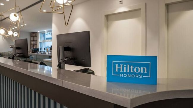 Image 13 - Hampton by Hilton Locarno